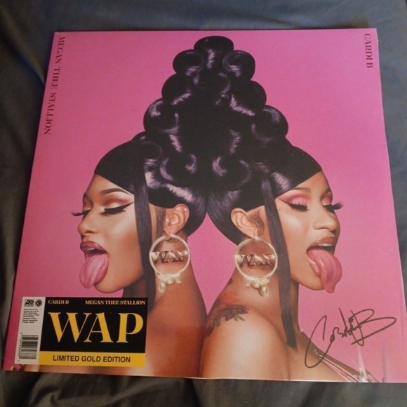 Atlantic Records Other - Cardi B and Megan Thee Stallion's WAP Single. Gold Vinyl Signed by Cardi B!